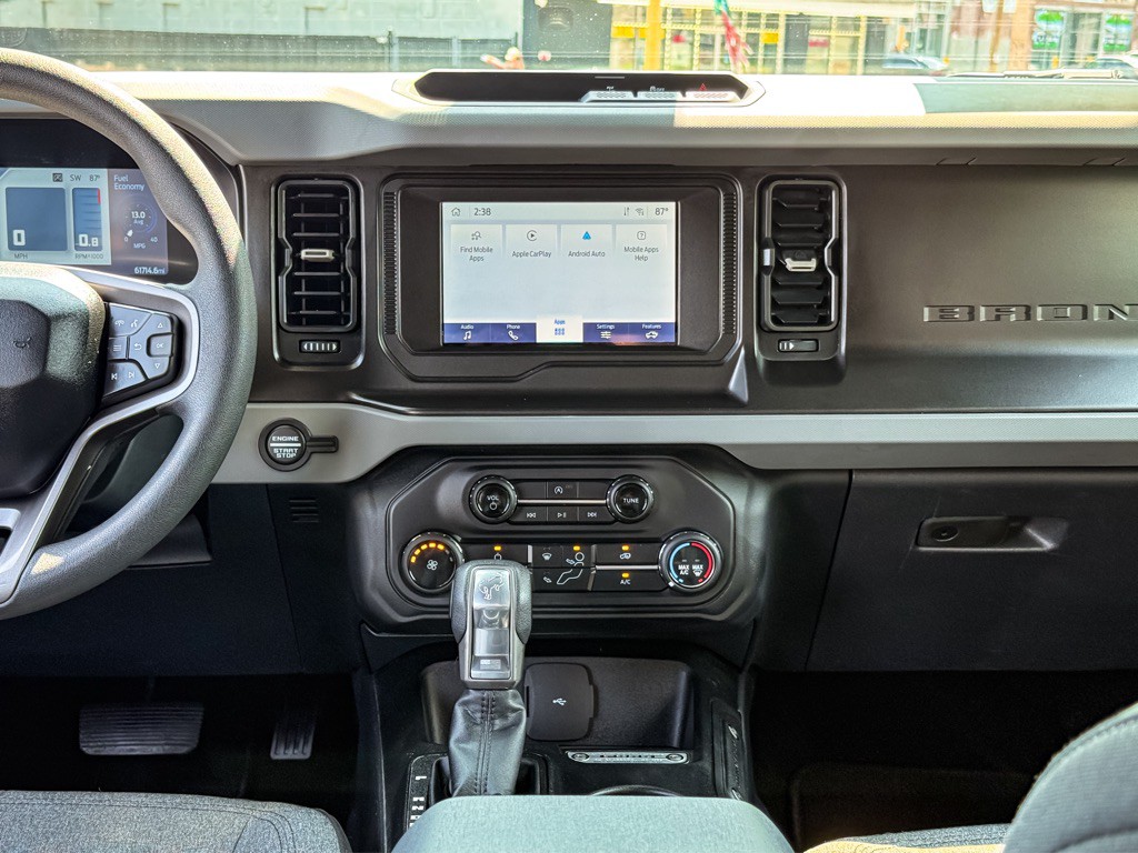 2021 Ford Bronco Image 14