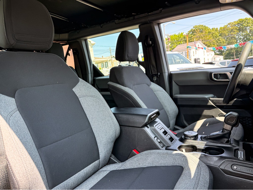2021 Ford Bronco Image 18