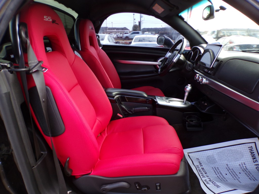 2005 Chevrolet SSR Image 19