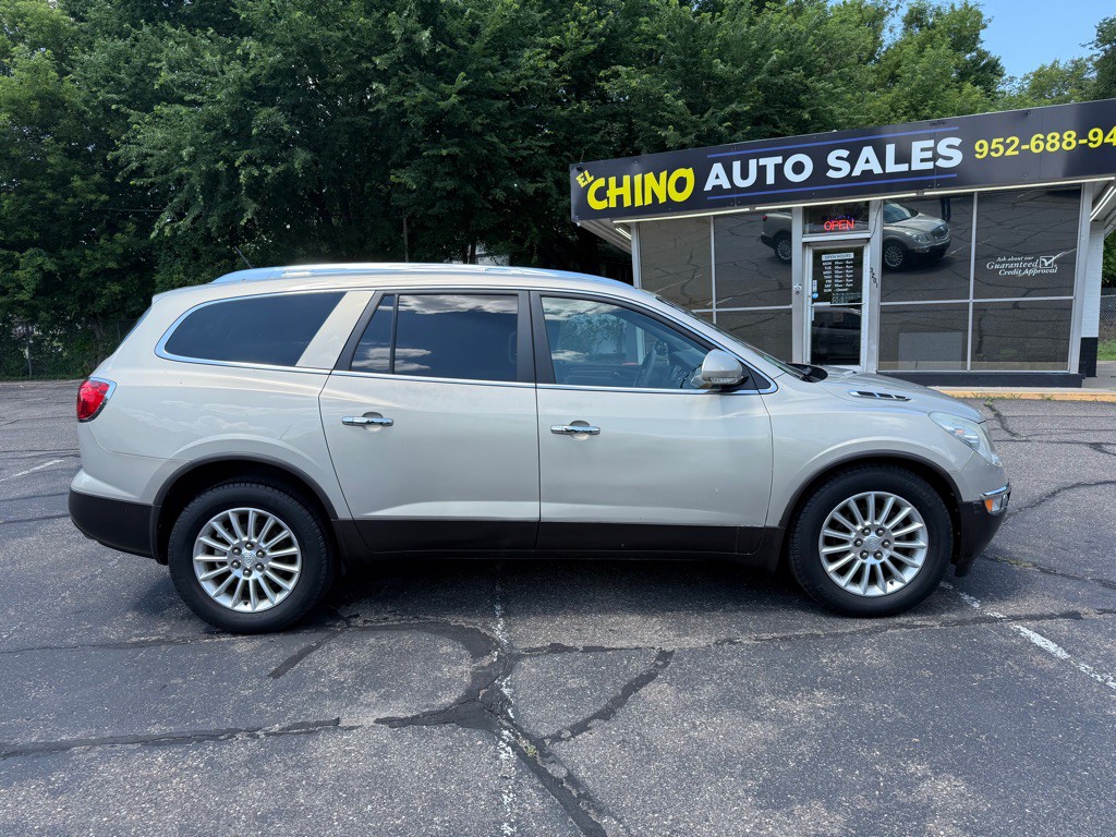 2011 Buick Enclave Image 8