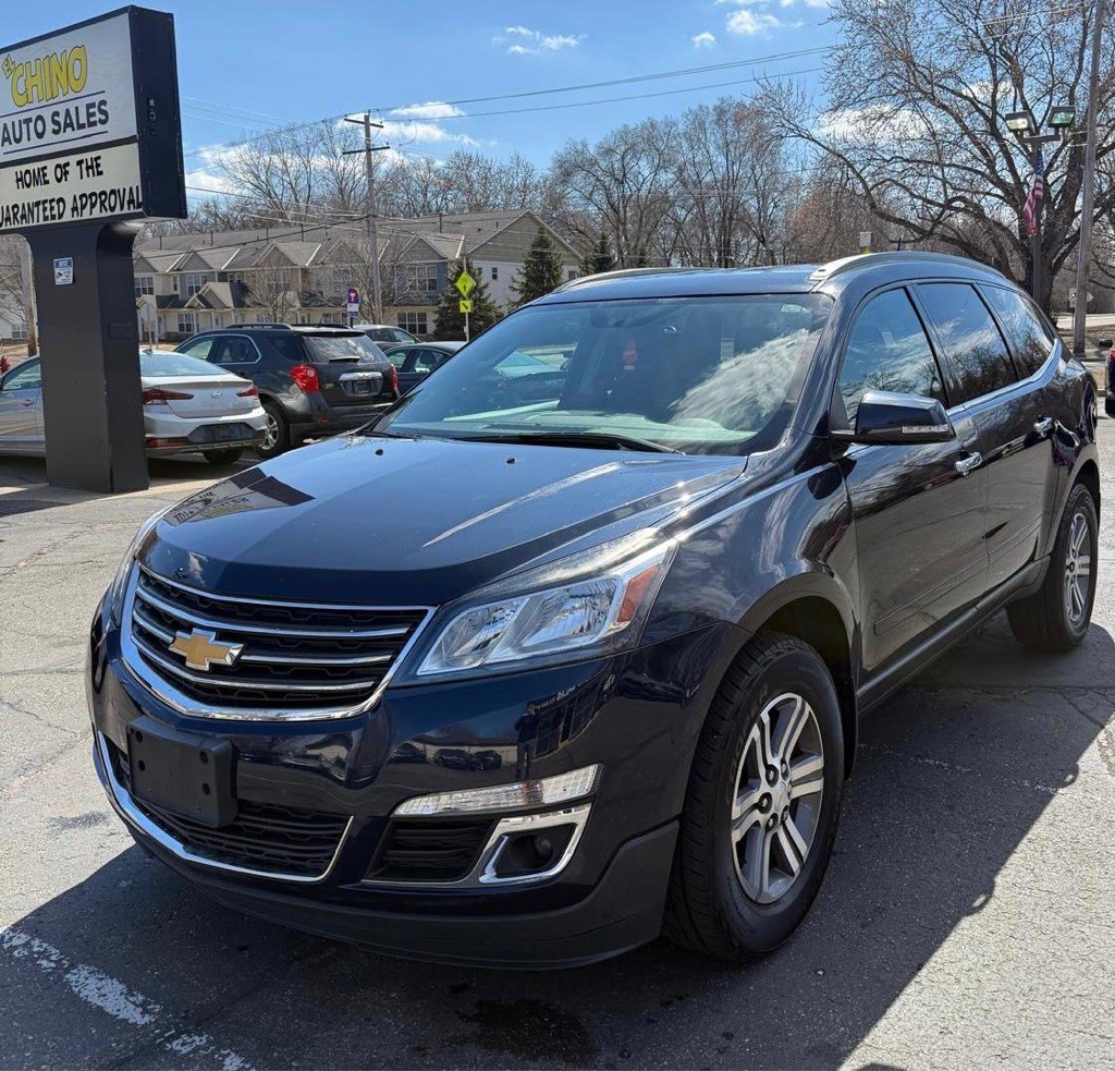 2017 Chevrolet Traverse Image 3