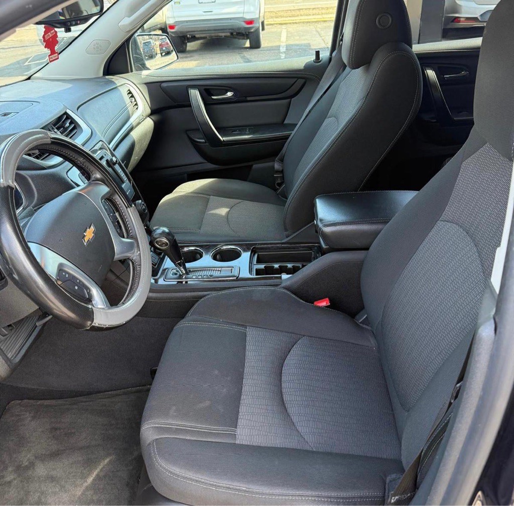 2017 Chevrolet Traverse Image 7