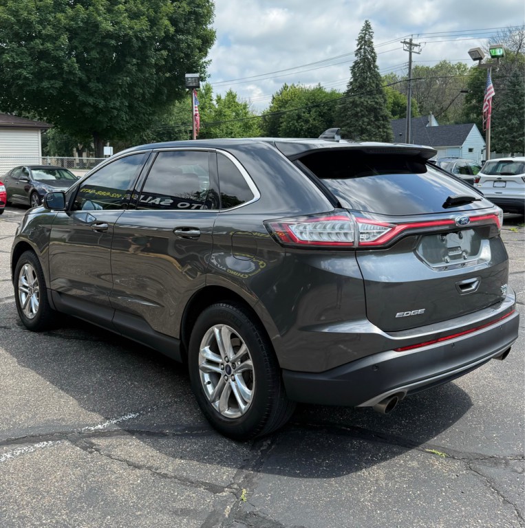 2017 Ford Edge Image 3