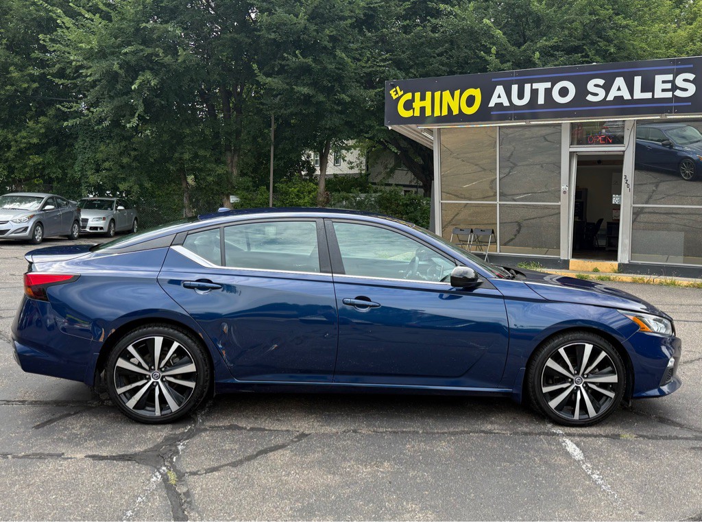 2021 Nissan Altima Image 6
