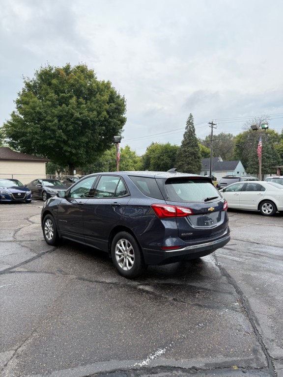 2018 Chevrolet Equinox Image 3
