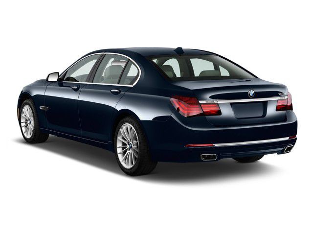 2013 BMW 7 Series Image 4
