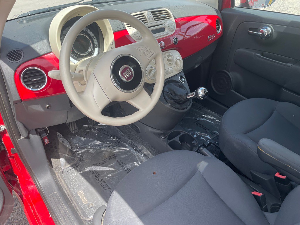 2012 FIAT 500 Image 8
