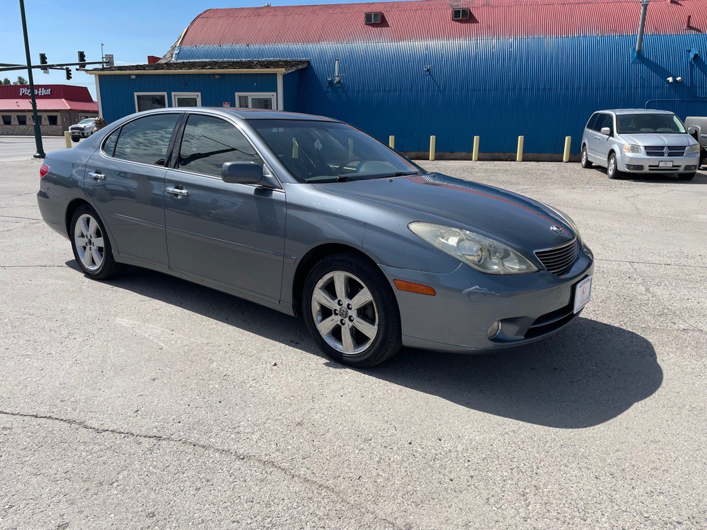 2005 Lexus ES 330 Image 3