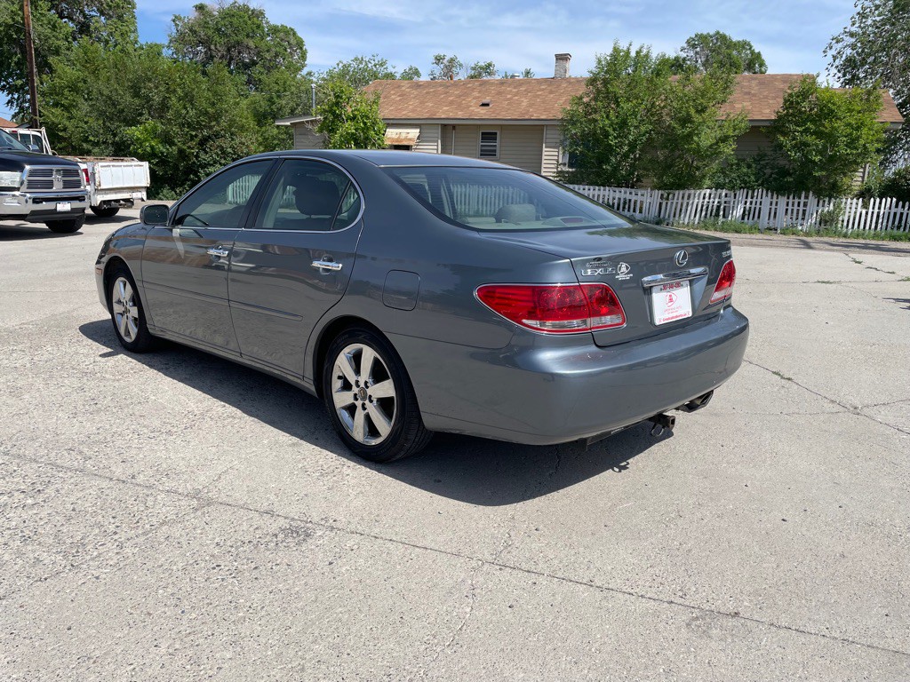 2005 Lexus ES 330 Image 7