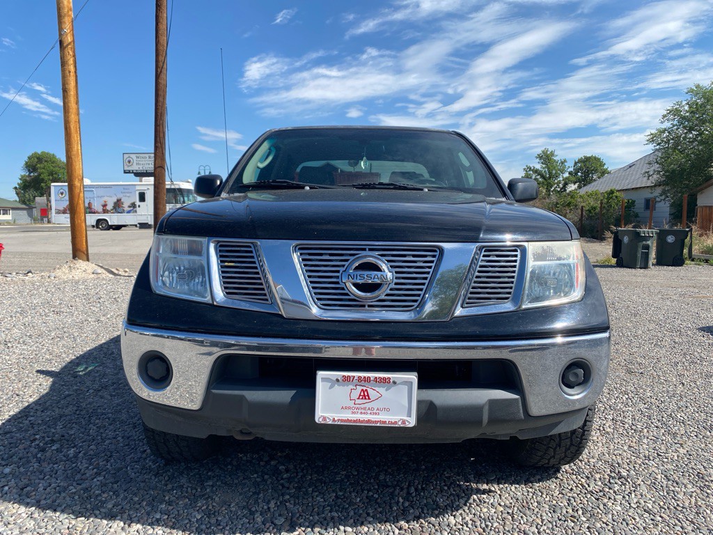 2007 Nissan Frontier Image 2