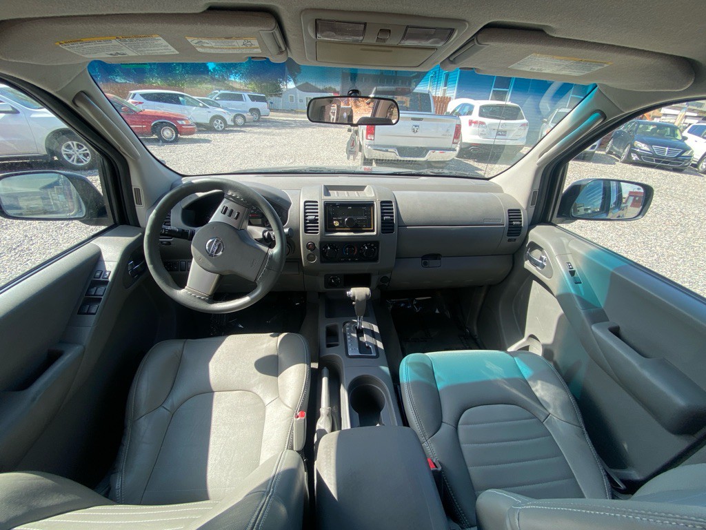 2007 Nissan Frontier Image 9