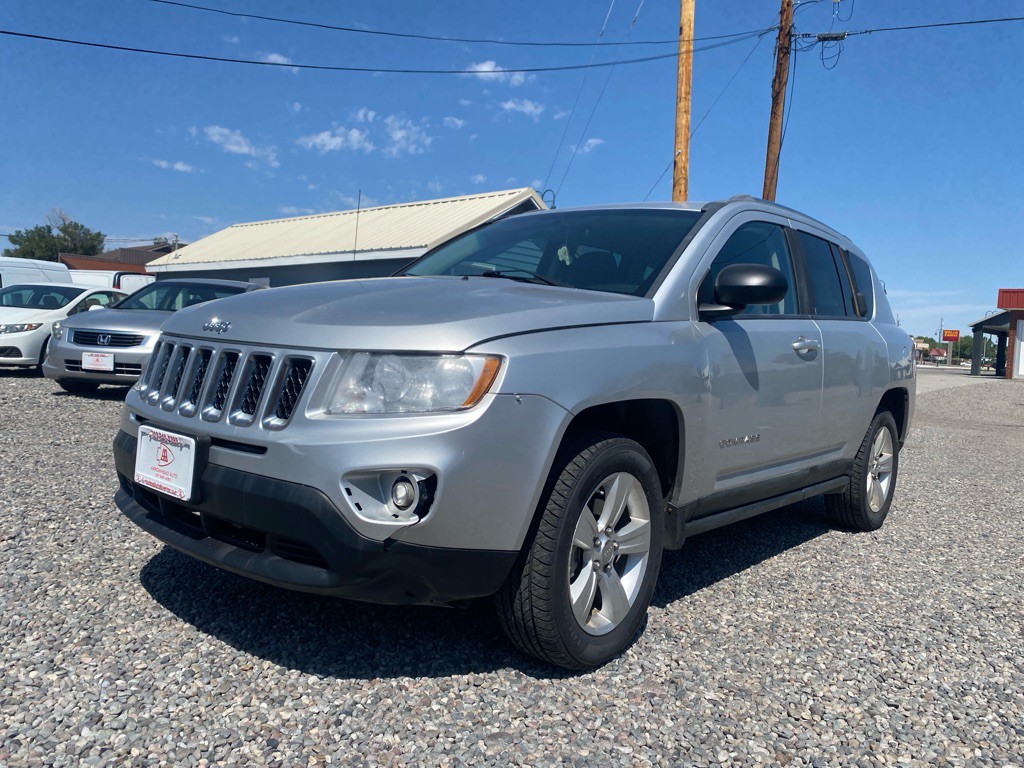 2011 Jeep Compass Image 1