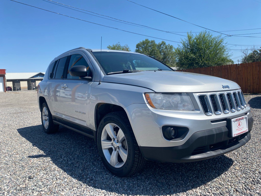 2011 Jeep Compass Image 3
