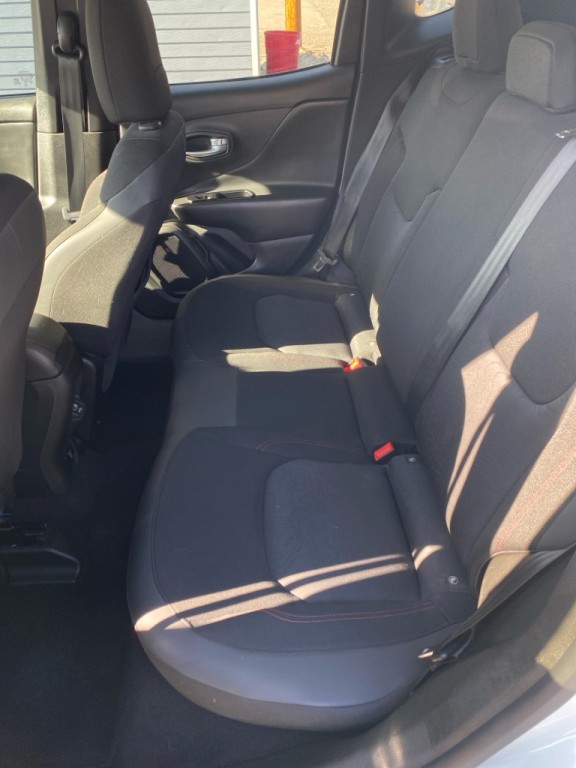 2020 Jeep Renegade Image 12