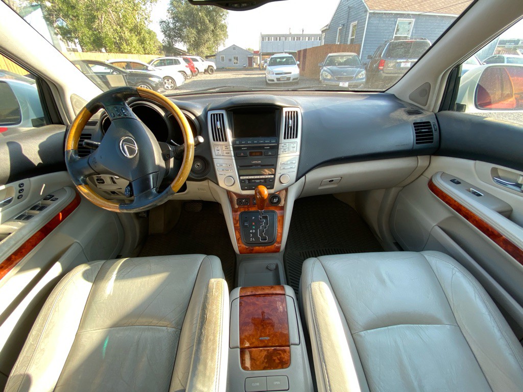 2004 Lexus RX 330 Image 9
