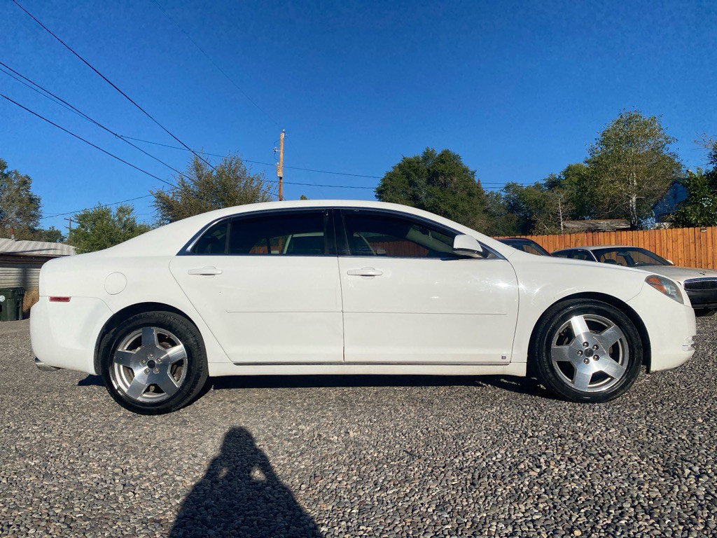 2009 Chevrolet Malibu Image 4