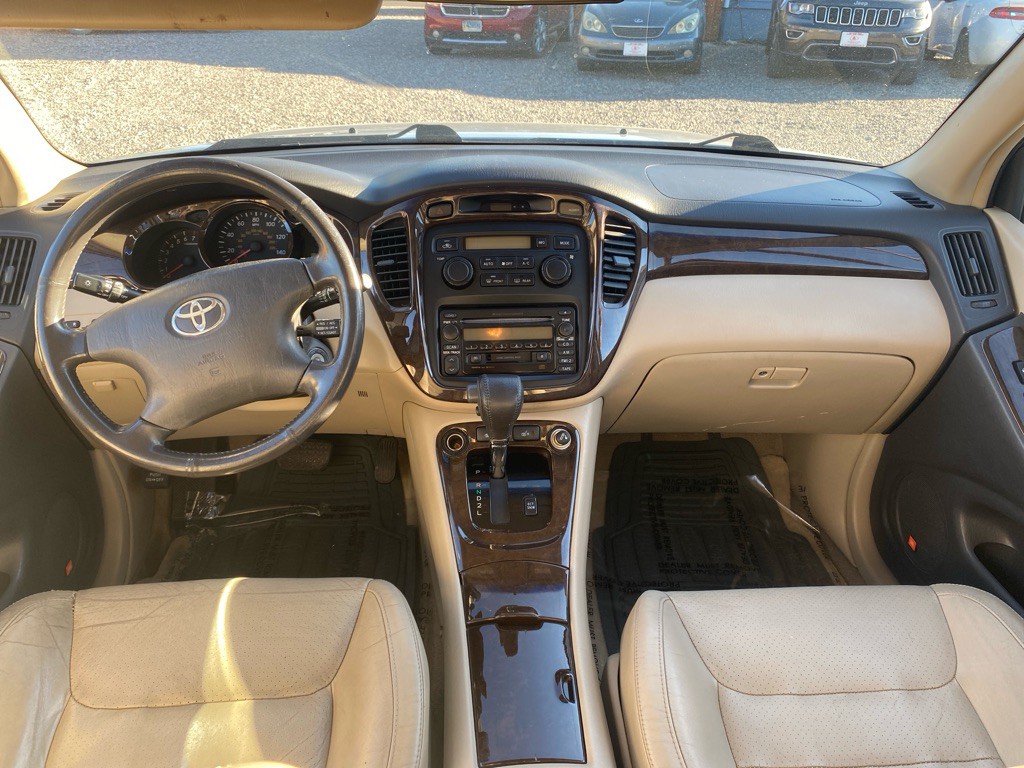 2003 Toyota Highlander Image 9