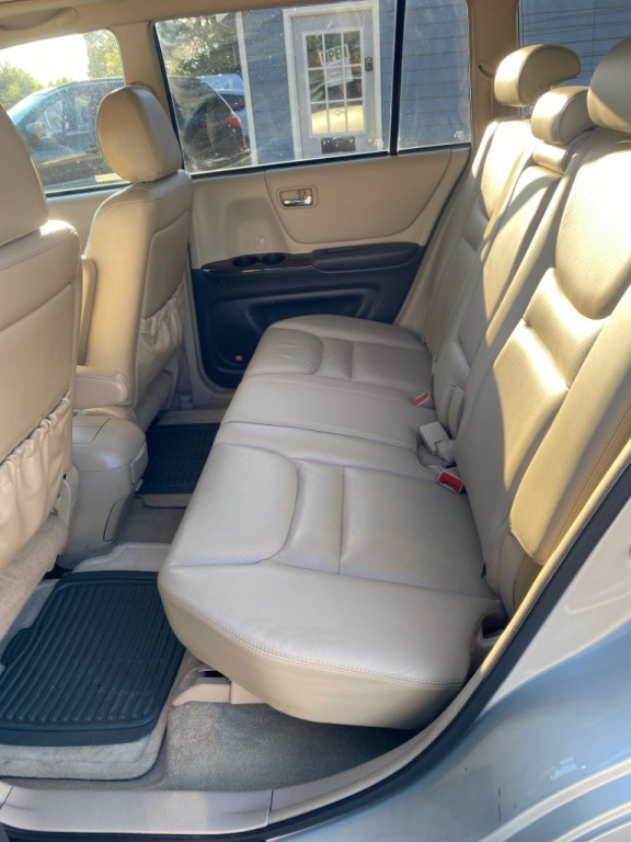 2003 Toyota Highlander Image 12
