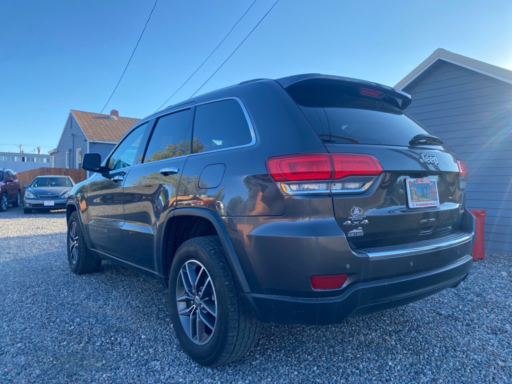 2018 Jeep Grand Cherokee Image 7