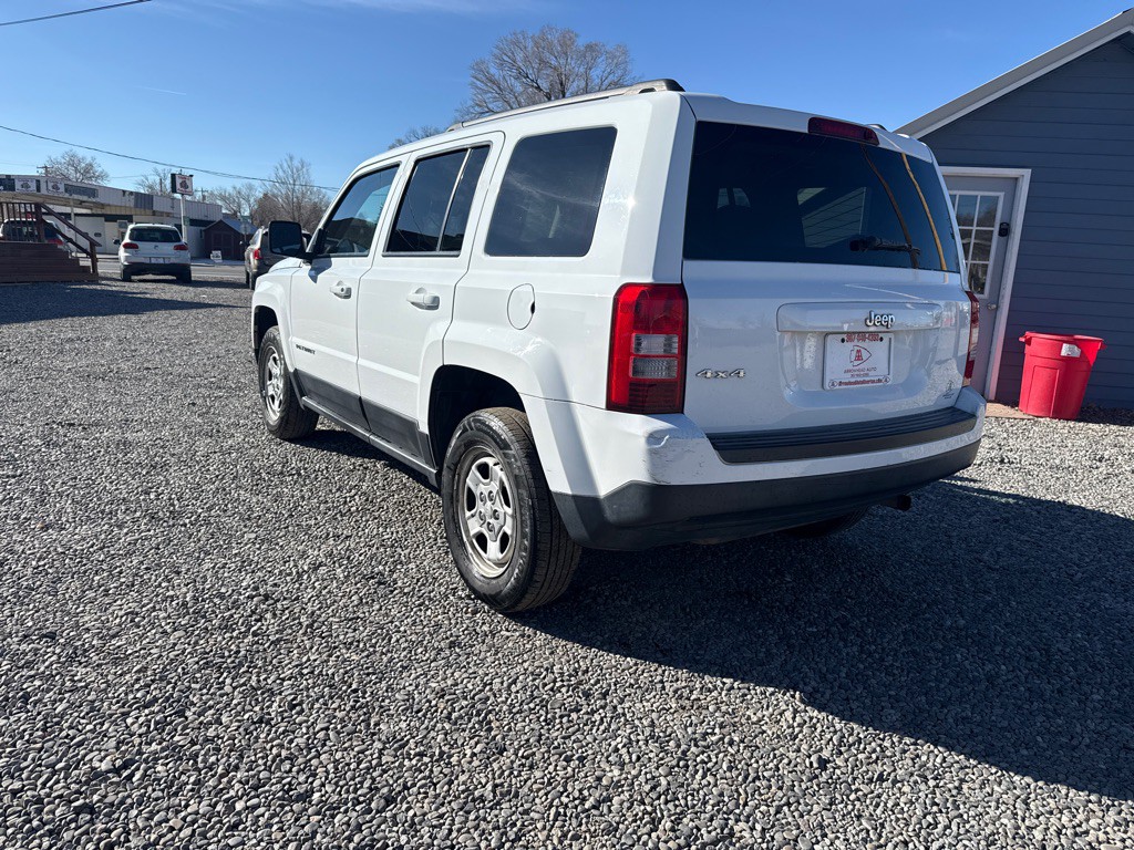 2016 Jeep Patriot Image 7