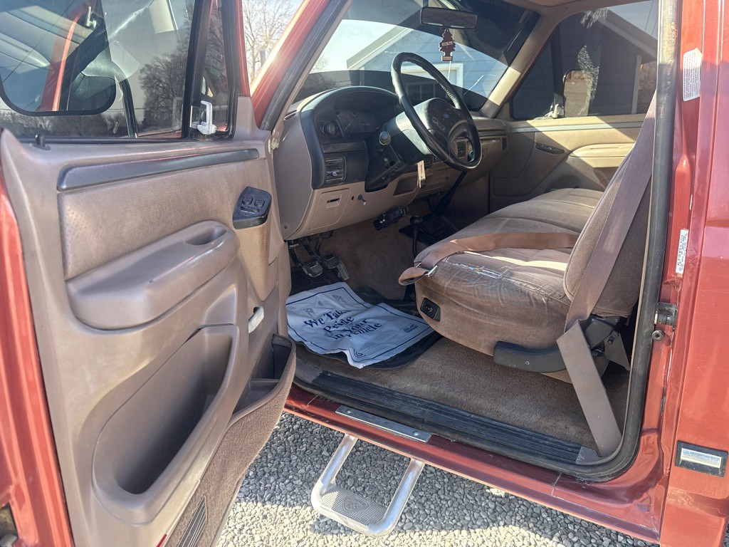 1994 Ford F-250 Image 8
