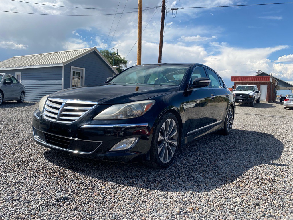 2014 Hyundai Genesis Image 1