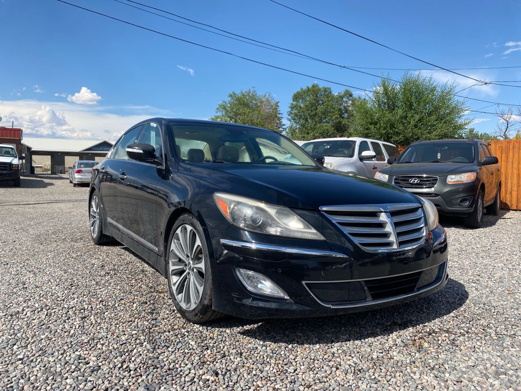 2014 Hyundai Genesis Image 3