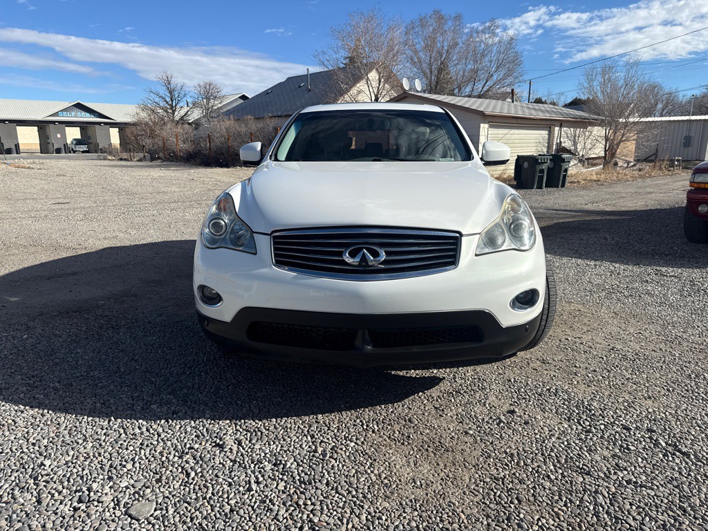 2010 INFINITI EX35 Image 2