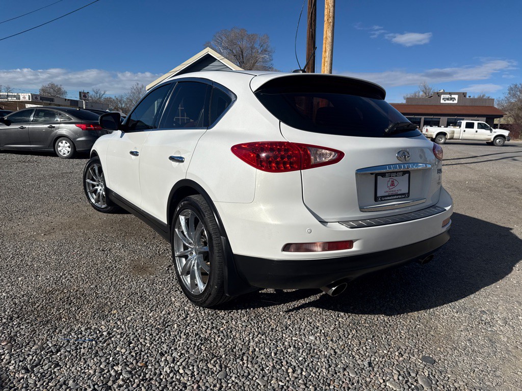 2010 INFINITI EX35 Image 6