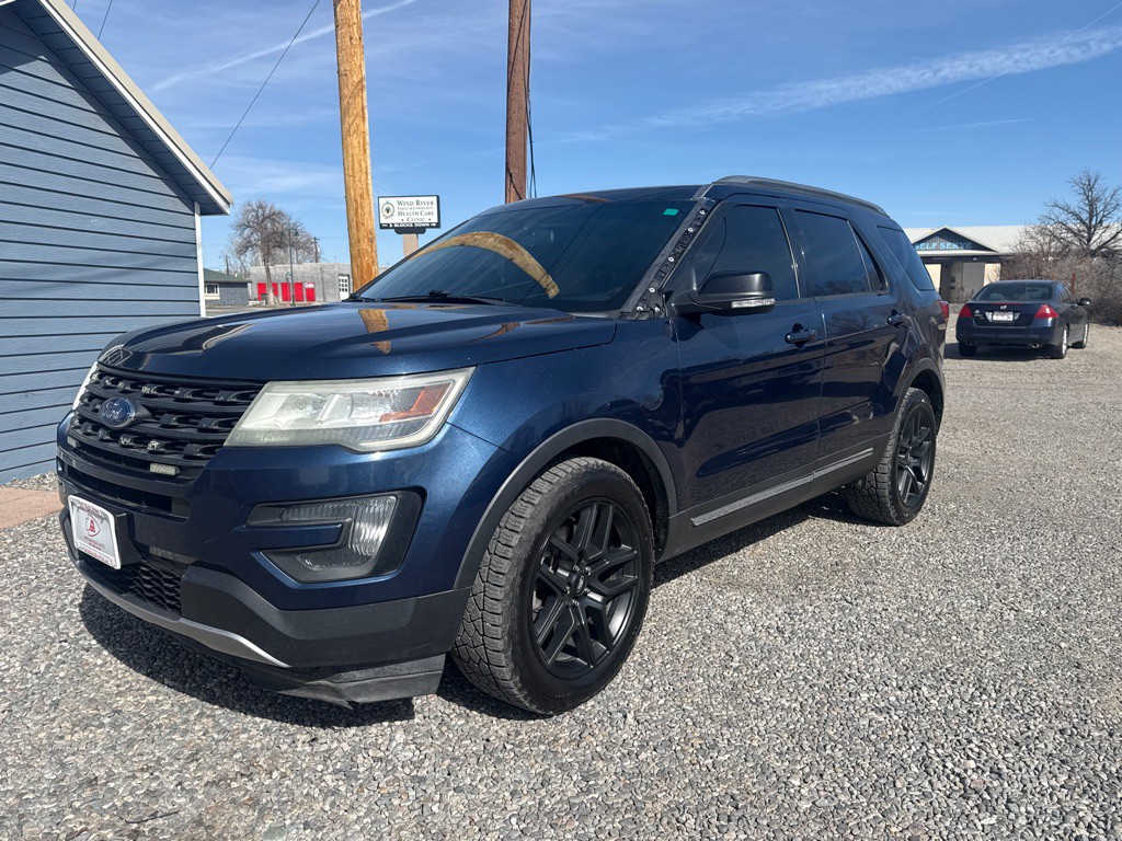 2016 Ford Explorer Image 1