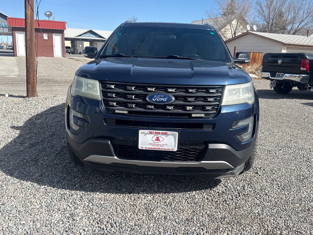 2016 Ford Explorer Image 2