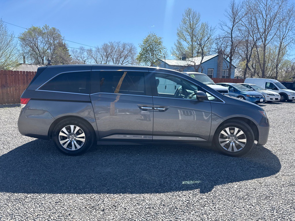 2015 Honda Odyssey Image 4