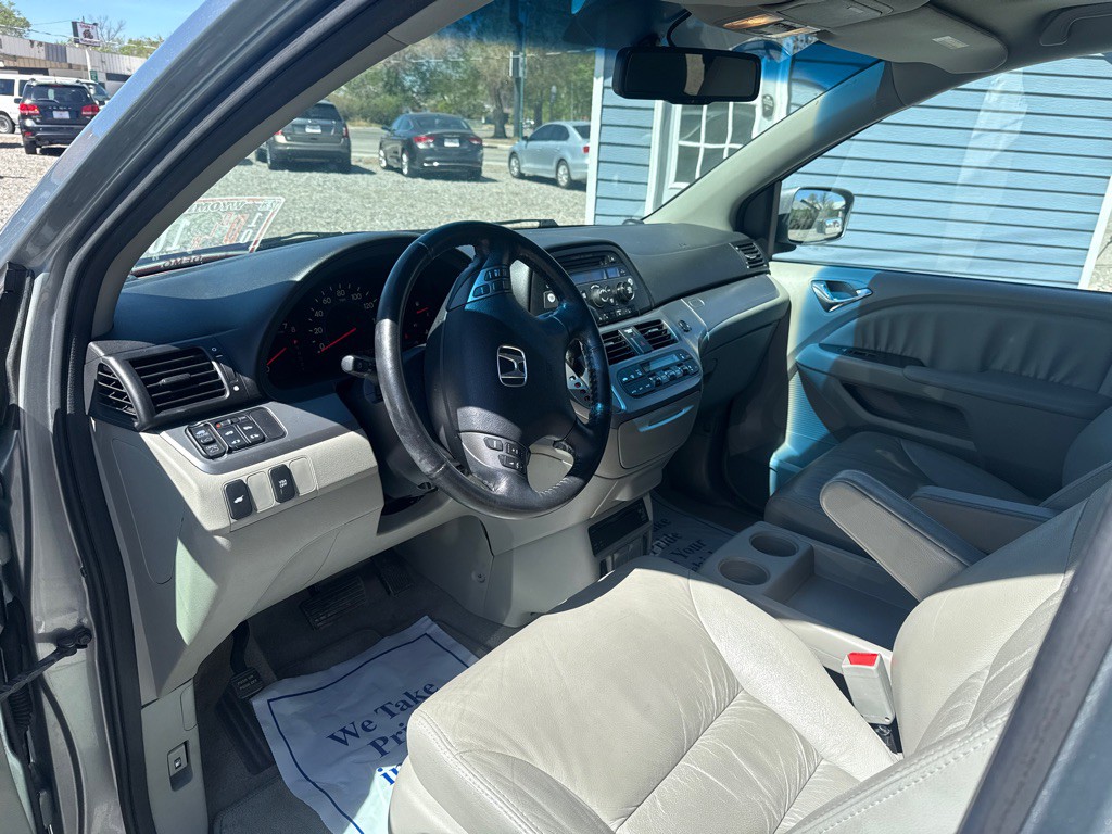 2010 Honda Odyssey Image 9