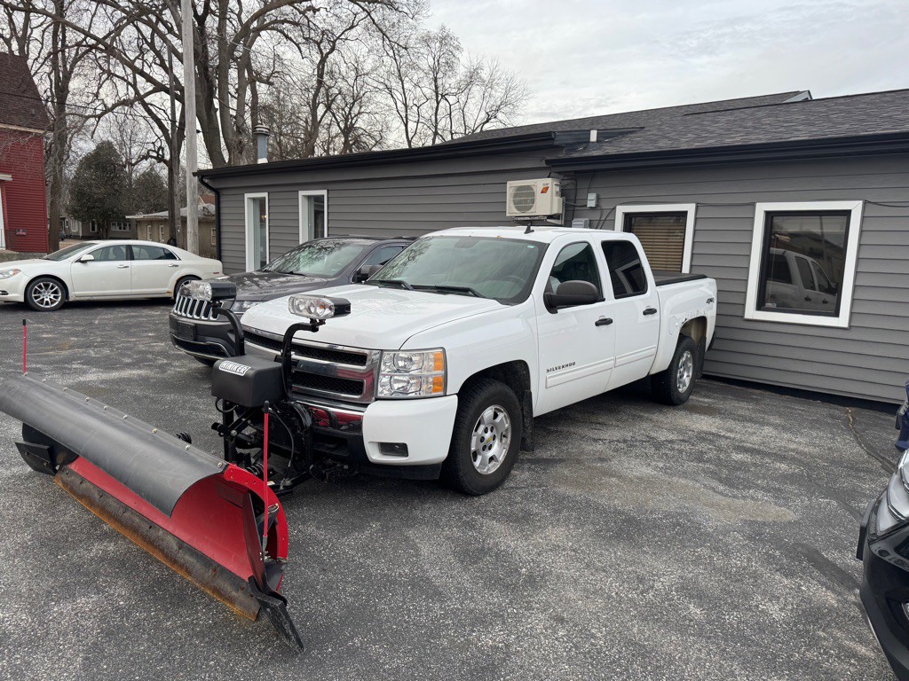 2011 Chevrolet Silverado 1500 Image 1