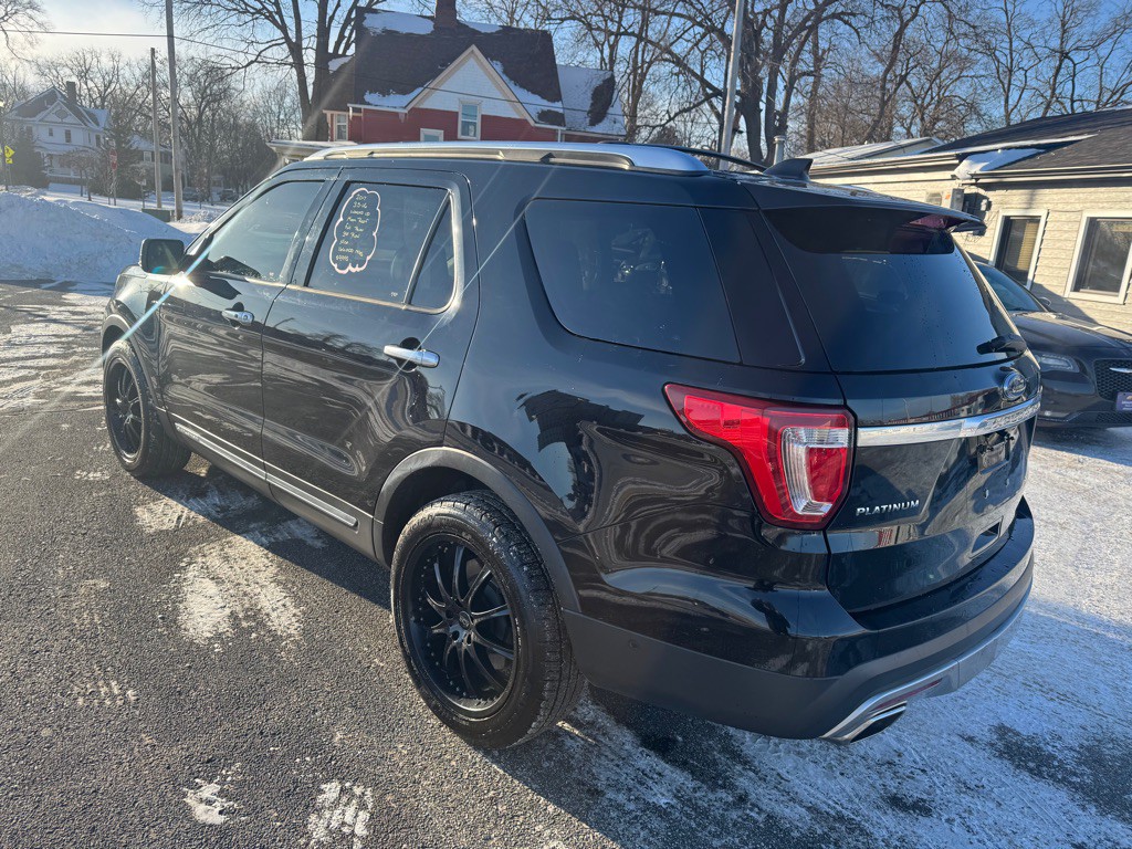 2017 Ford Explorer Image 7