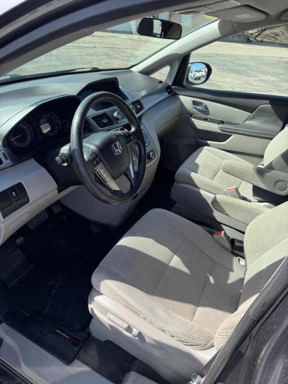 2016 Honda Odyssey Image 8