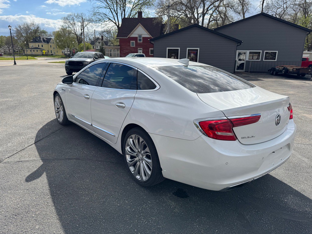 2017 Buick Lacrosse Image 7