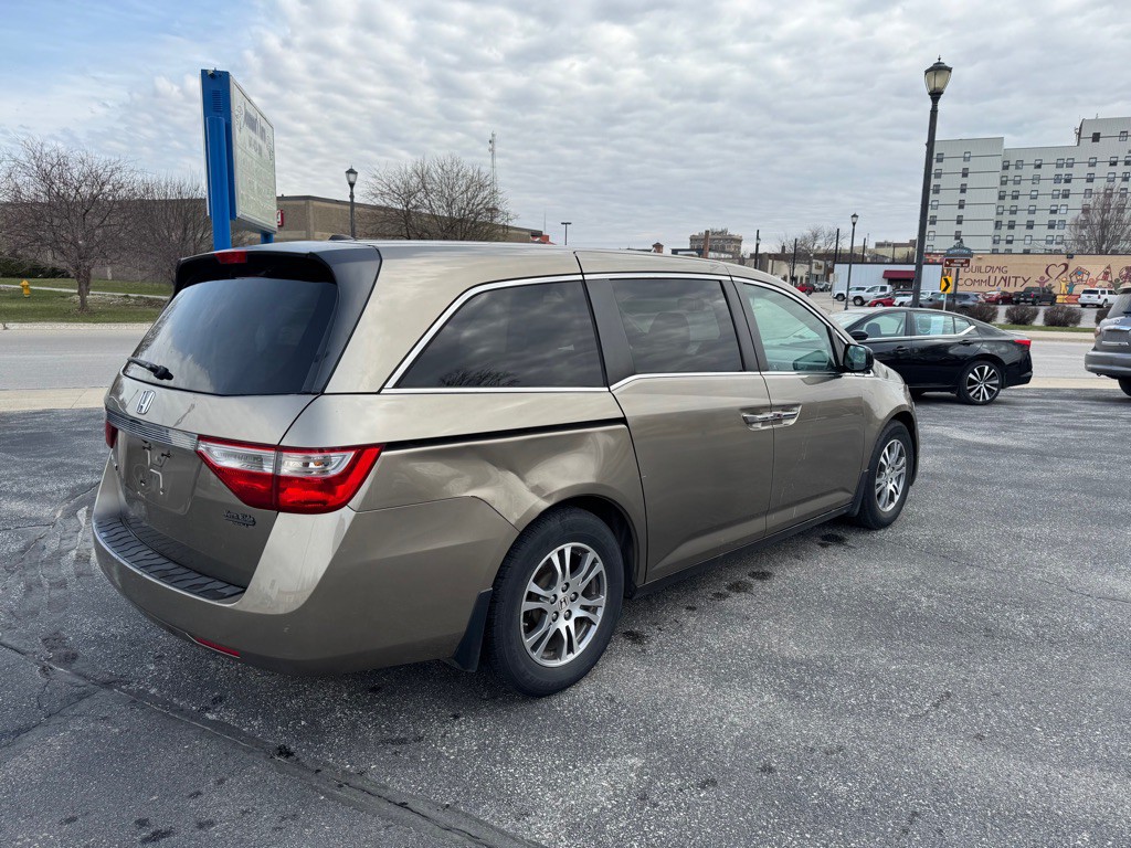 2012 Honda Odyssey Image 6