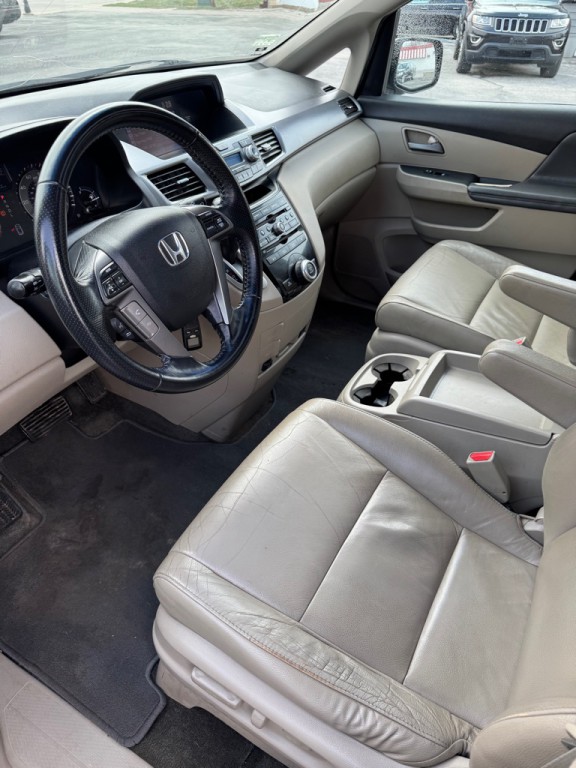 2012 Honda Odyssey Image 9