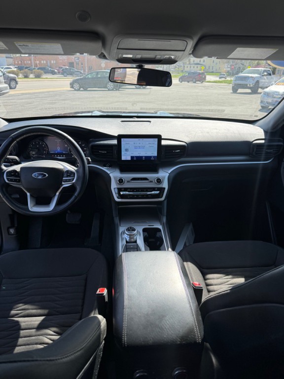 2020 Ford Explorer Image 9