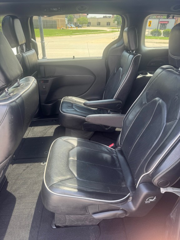 2019 Chrysler Pacifica Image 9