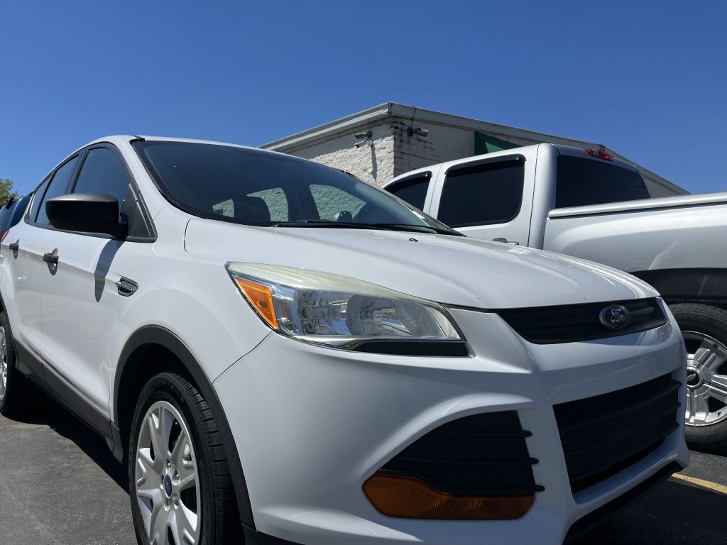 2013 Ford Escape Image 1
