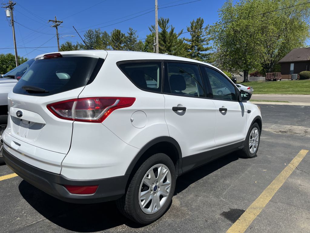 2013 Ford Escape Image 2