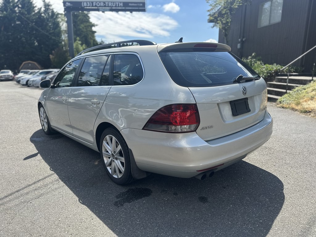 2012 Volkswagen Jetta Image 34