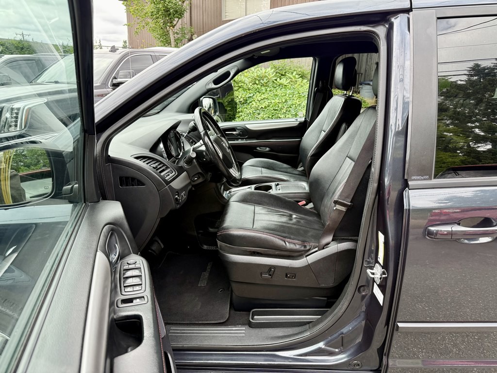 2013 Dodge Grand Caravan Image 10