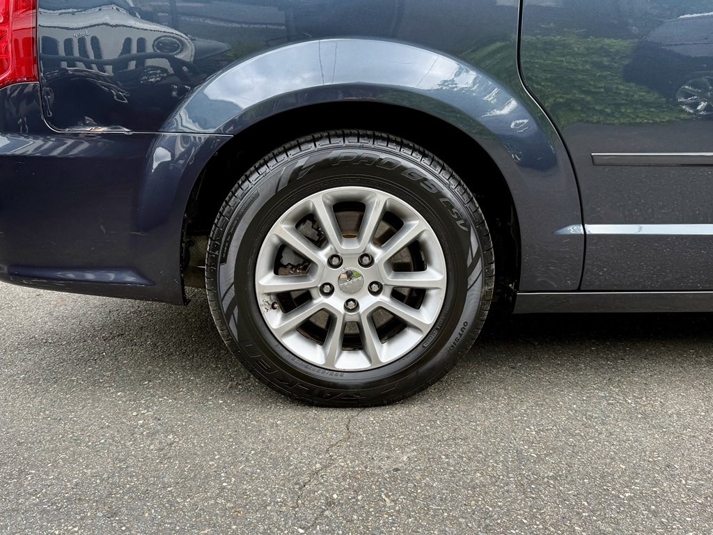 2013 Dodge Grand Caravan Image 34