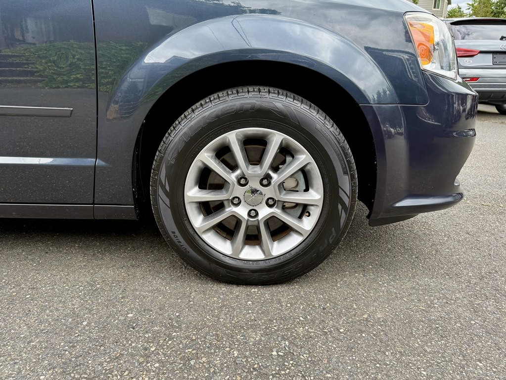 2013 Dodge Grand Caravan Image 35