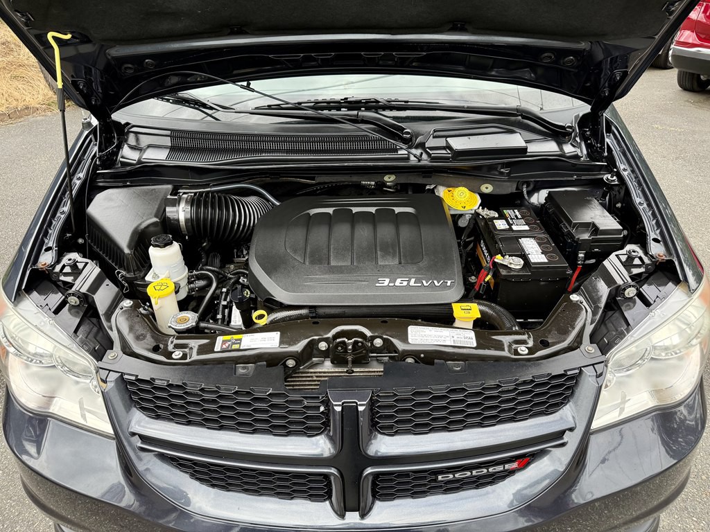 2013 Dodge Grand Caravan Image 36