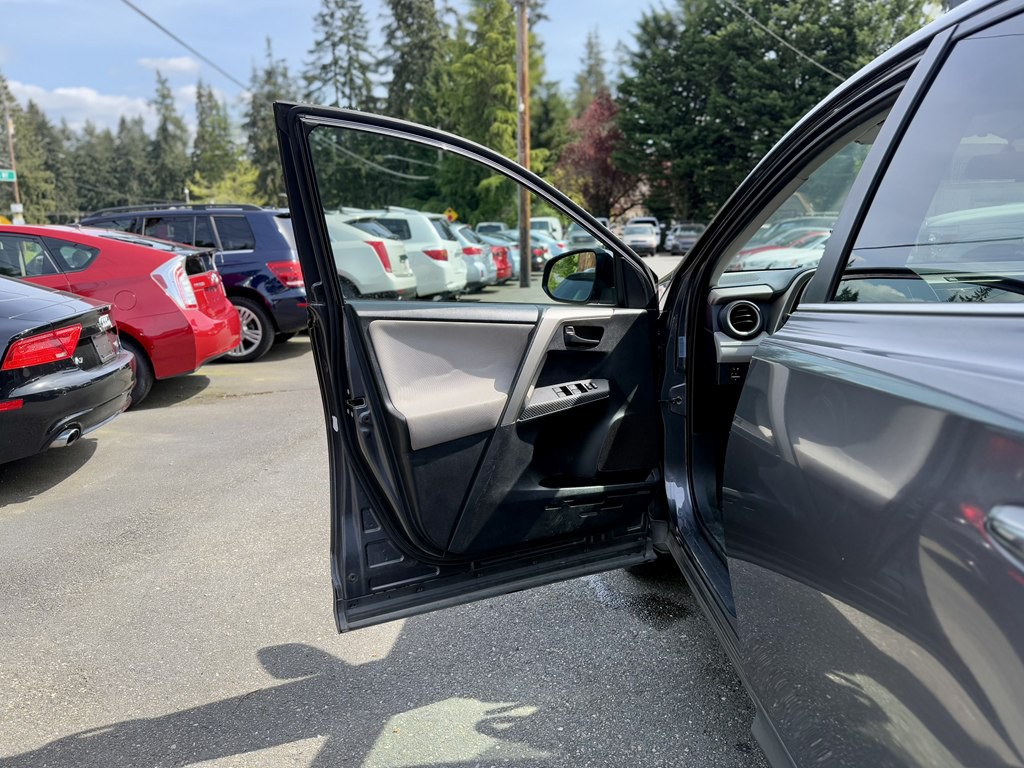 2014 Toyota Rav4 Image 22