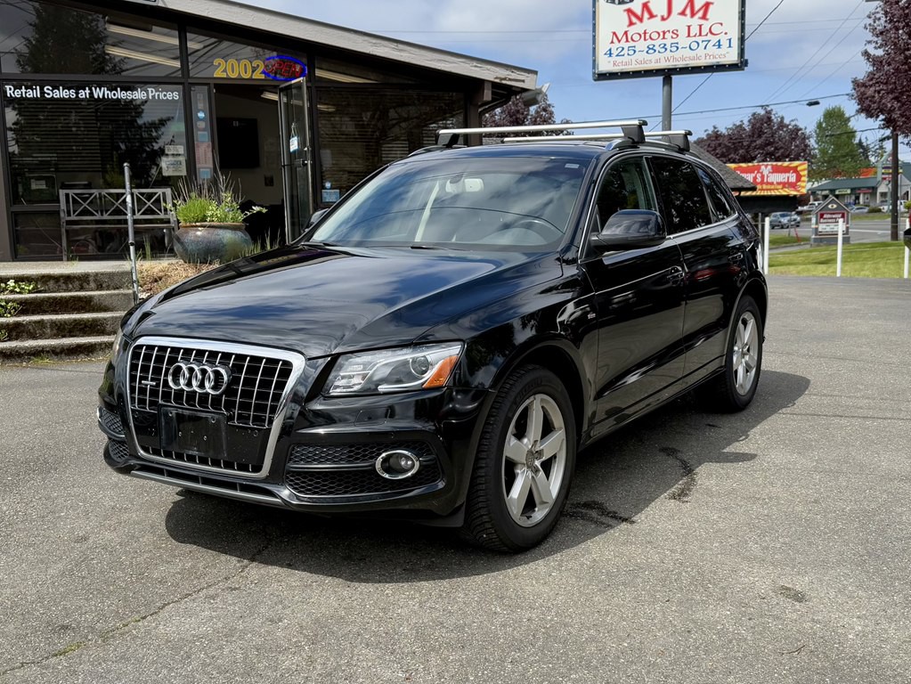 2012 Audi Q5 3.2T quattro Prestige